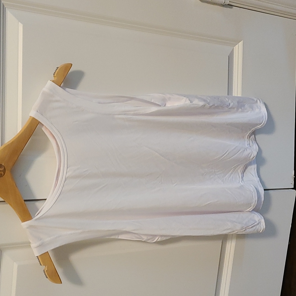 IVL collective everyday athletic tank top white